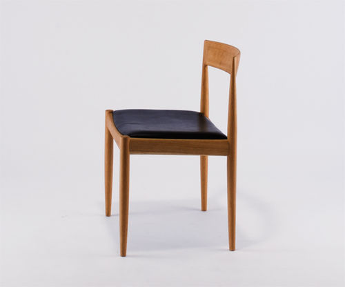 Moderner Stuhl - 4110 - Miyazaki Chair Factory - für den Innenraum / Holz / Polster