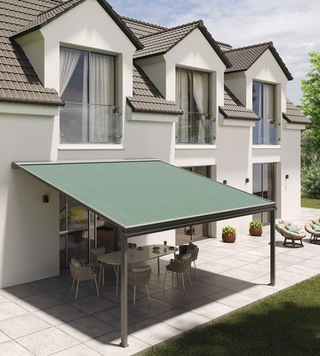 Angebaute Pergola - 646 - Kadeco Sonnenschutzsysteme GmbH - Stoff / mit Stoffüberdachung / motorisiert