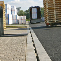 Schlitz-Abflussrinne - BG-SL PROFILE I-1 - BG Graspointner - Faserbeton / Straßen
