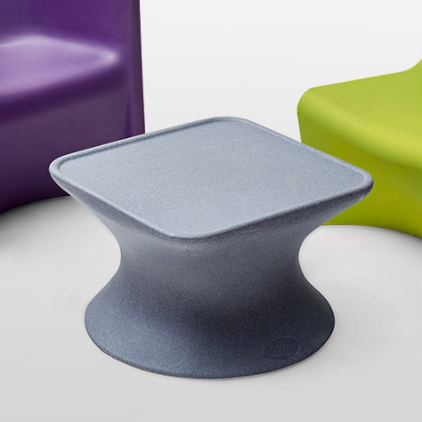 Moderner Couchtisch - RYNO® - Pineapple - Polyethylen / Gestell aus Polyethylen / quadratisch