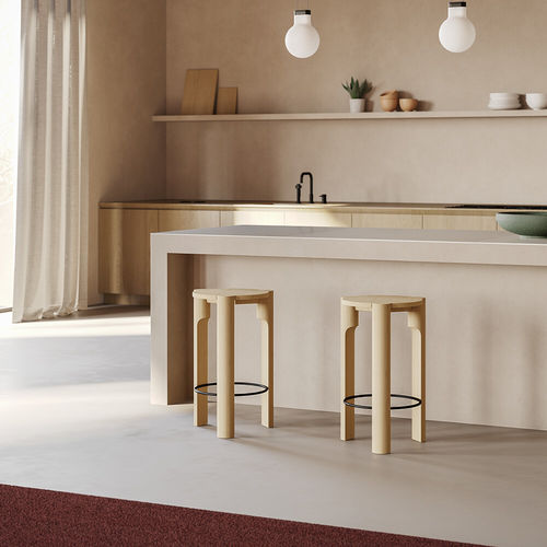 Moderner Barhocker - DOMUS - Omelette Editions - Eiche / Esche / mit 3 Beinen