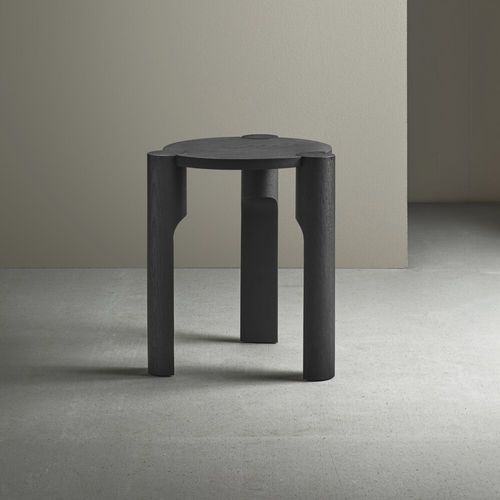 Moderner Hocker - DOMUS  - Omelette Editions - Eiche / Esche / mit 3 Beinen