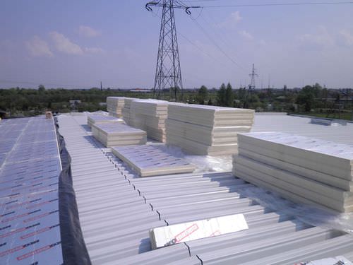 Thermo-akustische Isolierung - IKO ENERTHERM MG - ATAB - Polyisocyanurat PIR / Platten / für Dach