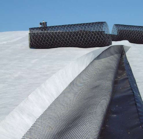 Drainage-Folie / Vlies - MACDRAIN ®  - BIANCHINI INGENIERO - HDPE / für Drainagen / für hochbelastbare Oberflächen