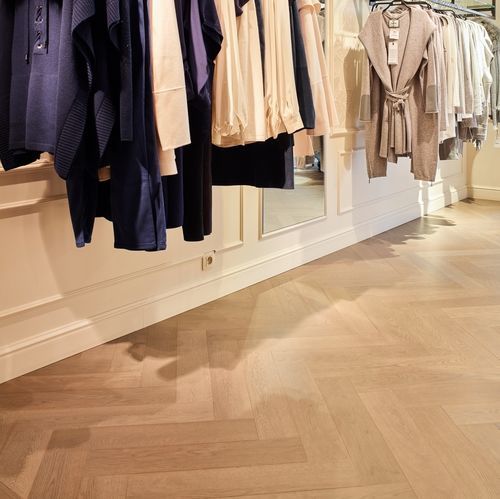 Mehrschichtparkett - ATELIER - A14699 - lalegno - Eiche / Herringbone / glatt