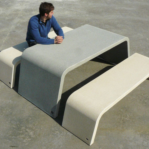Moderner Tisch - Mimetic - Durbanis - Beton / Gestell aus Beton / rechteckig