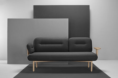 Modernes Sofa - COSMO - Missana - Stoff / mehrfarbig / Holz
