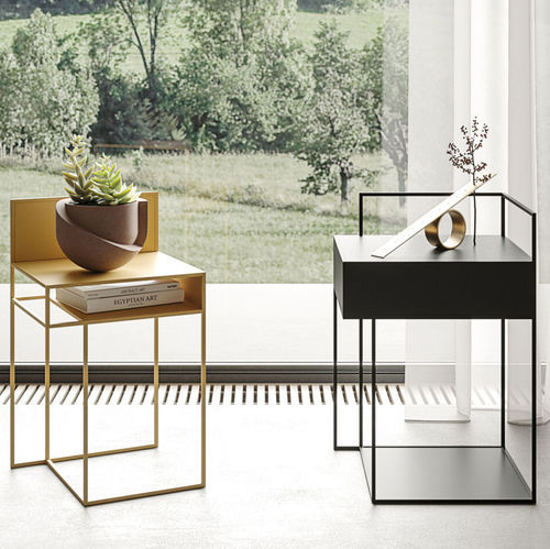 Moderner Beistelltisch - ATIK - Ronda Design - aus lackiertem Metall / Gestell aus Metall / rechteckig