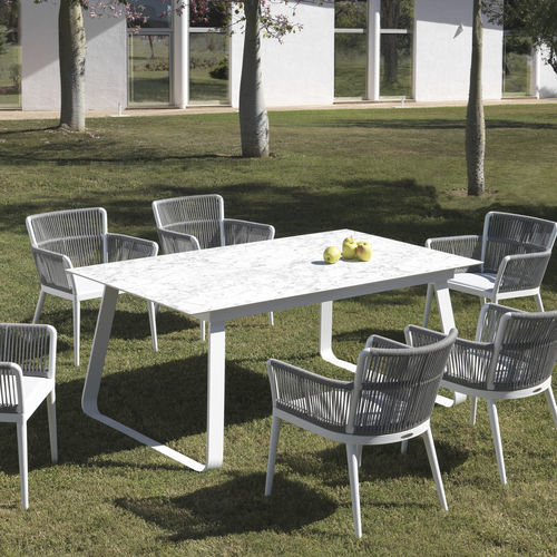 Moderner Esstisch - SIENA - ARKIMUEBLE - Kristall / Gestell aus Aluminium / rechteckig