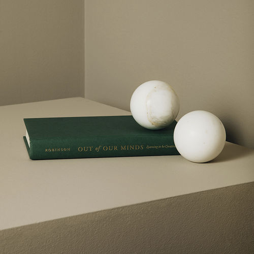 Marmor-Buchstütze - MATH CARRARA - MAAMI HOME