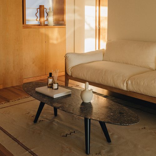 Moderner Couchtisch - ELLIPSE CEPPO DI GRE - MAAMI HOME - Marmor / Gestell aus lackiertem Holz / oval