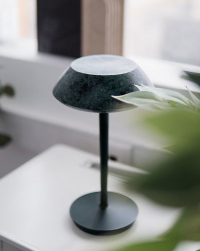Grüne Lampe - mini FIORE - MAAMI HOME - Tisch / Aluminium / Marmor