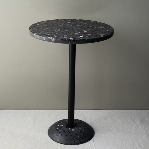 Moderner Bistrotisch - M-3 - Karoistanbul - Terrazzo / Gestell aus Stahl / rund