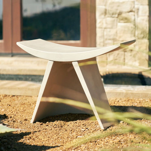 Moderner Hocker - ENYA - Arteriors Home - Verbundwerkstoff / Gestell aus Verbundmaterial / für Außenbereich