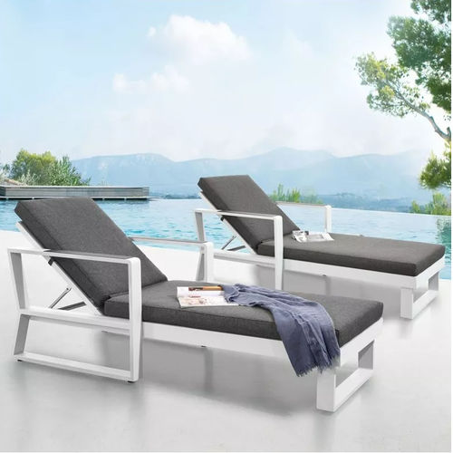 Moderne Sonnenliege - EXEE - Higold - Sunbrella® / Metall / für Hotels