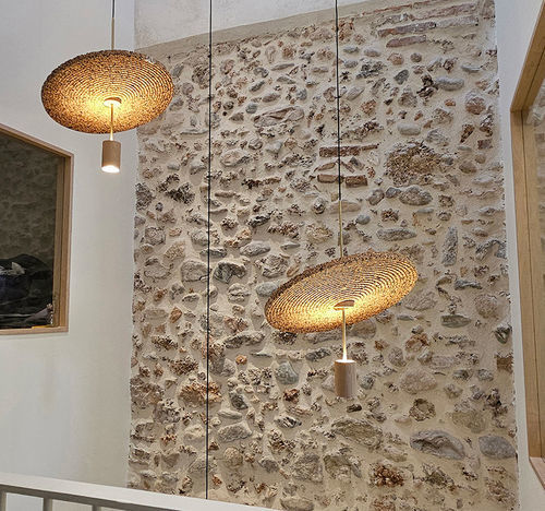 Schwimmende Lampe - CALMA - Luxcambra - Kork / modern / mit Kabel