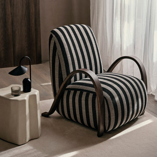 Moderner Sessel - Buur - Ferm Living - Stoff / Eiche / maßgefertigt