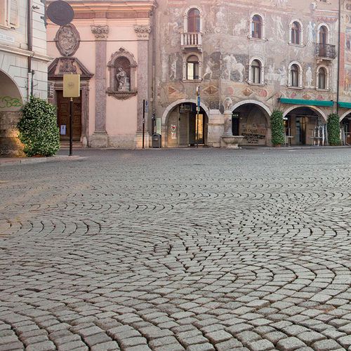 Porphyrpflasterstein - PIAZZA ITALIA - Italporphyry - für Außenbereich / Fußgänger / für öffentliche Bereiche