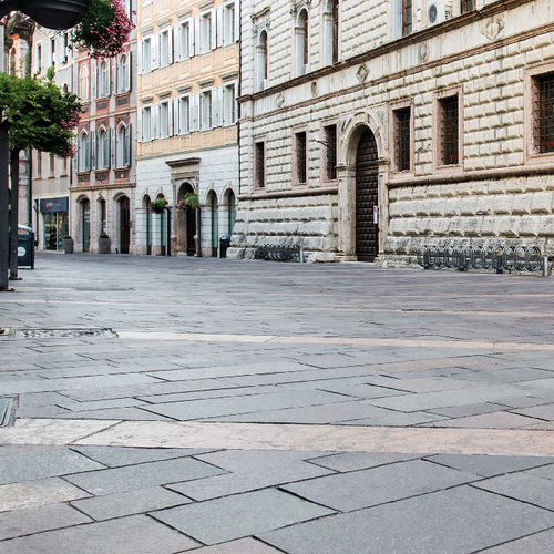 Porphyrpflasterstein - DOLCE VITA - Italporphyry - für Außenbereich / befahrbar / für öffentliche Bereiche
