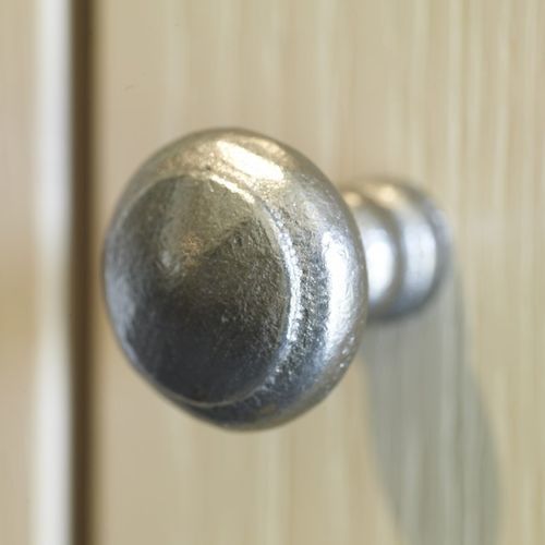 Klassischer Möbelknopf - BT267ter - Dauby - Eisen