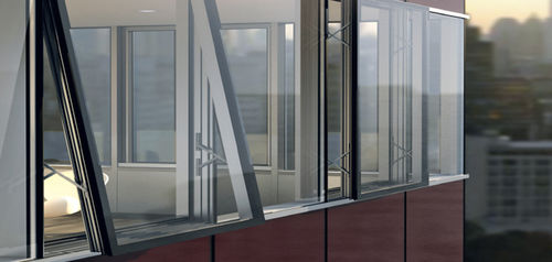 Geklebte Außenverglasung - Usluga Glass