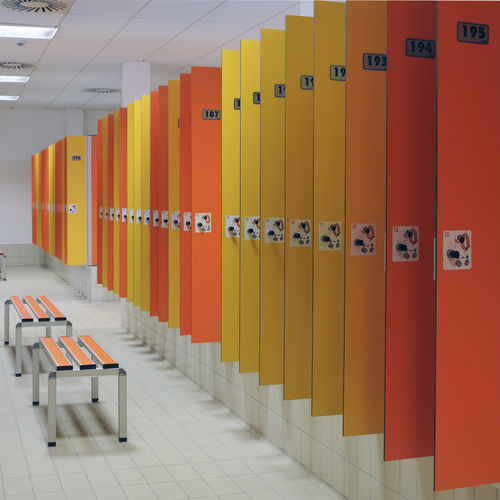 HPL-Garderobenschrank - HPL   - Frajt s.r.o. - für Sportanlage / für Gewerbegebrauch / für Schulen
