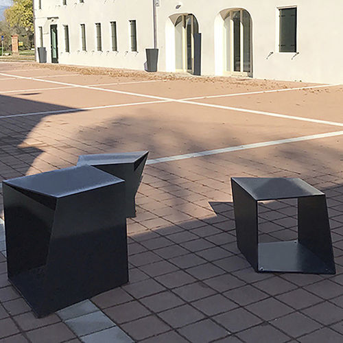 Moderner Hocker - CLUB - THE ITALIAN LAB SRL - galvanisiertem Stahl / Gestell aus Stahlblech / mit Kufengestell