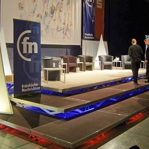 Bühne für Außenbereich - UNISTAGE PROFI 140 - Mott Mobile Systeme GmbH &Co. KG - für Events / höhenverstellbar / maßgefertigt