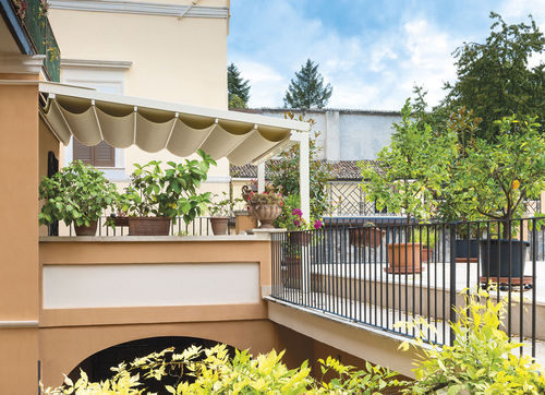 Angebaute Pergola - PARTERRE : SANREMO - Frigerio Living - Aluminium / PVC Faltdach
