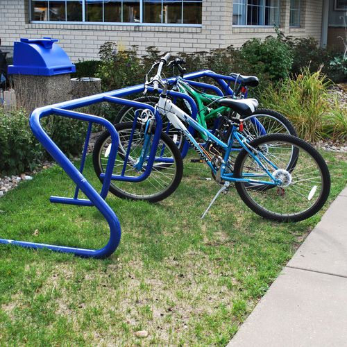 Bodenstehender Fahrradständer - SPARTAN™  - Madrax - für öffentliche Bereiche / galvanisiertem Stahl / pulverbeschichteter Stahl