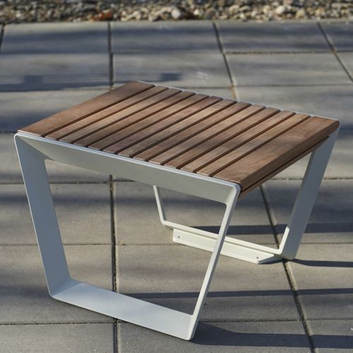 Moderner Hocker - A2-121 - egoé - Massivholz / Esche / geöltes Holz