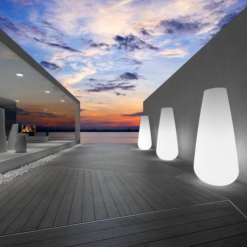Moderne Leuchtsäule - MILOS - GreenDesign - Polyethylen / für Außenbereich