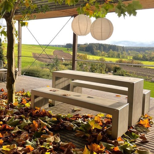 Moderne Tischgarnitur - Sitzgruppe Pontis - CO33 - Beton / Garten / maßgefertigt