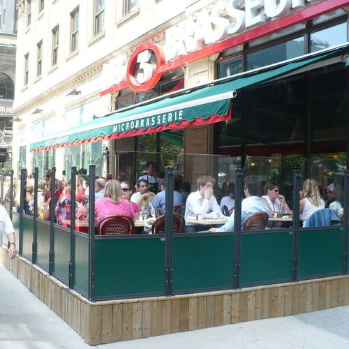 Moderne Seitenmarkise für Terrasse - WINDSCREENS - OMBRASOLE - Aluminium / für Gewerbegebrauch / Außen