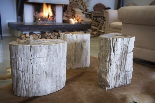 Moderner Beistelltisch - Unik - versteinertes Holz / quadratisch / für Hotels