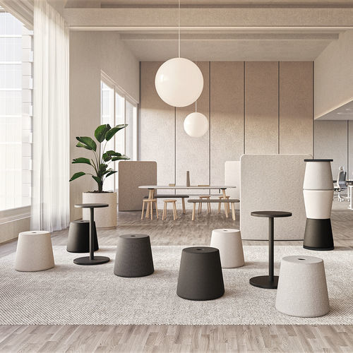 Design-Sitzkissen - VERSI - Nowy Styl - Stoff / Holz / rund