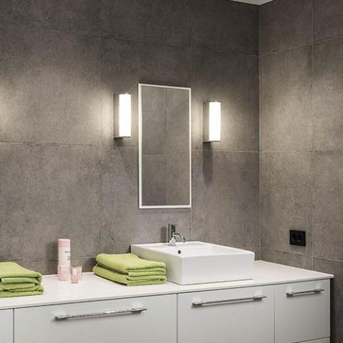 Moderne Wandleuchte - SPA - SG LIGHTING - für den Innenraum / Stahl / Milchglas