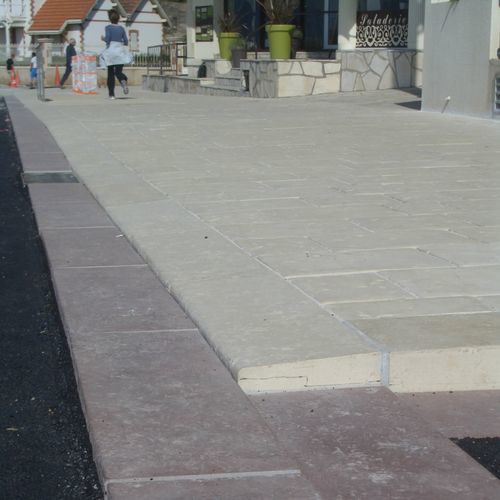 Bordstein-Bordsteinrampe - BOI01 - REPLIK - Beton / für Außenbereich / linear