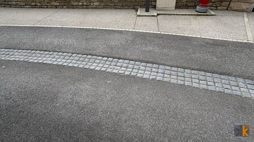 Gepflastert-Abflussrinne - CC1 - REPLIK - Beton / Pflaster