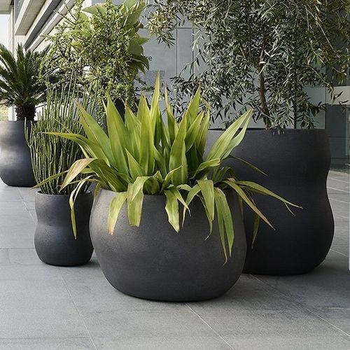 Beton-Pflanzkübel - Pebble  - Indigenus - rund / modern / für Hotels