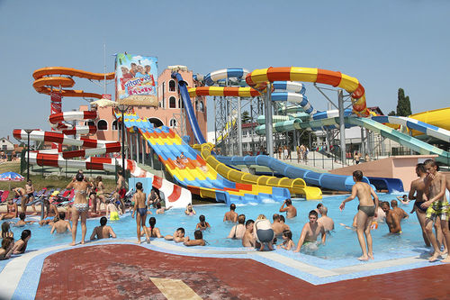 Drehende Rutsche - DISCO - BELLAGIO GROUP - gerade / für Aquapark / Mehrfach