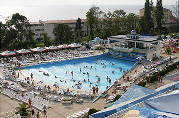 Wellenschwimmbecken - BELLAGIO GROUP - für Außenbereich / Park / erdverlegt