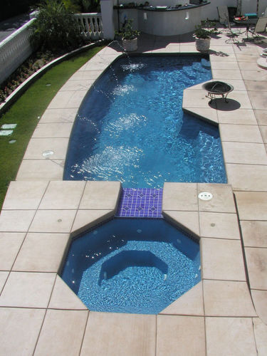 Hot Tub / Einbau - TAHITI - BELLAGIO GROUP - 8 Plätze / für Privatgebrauch