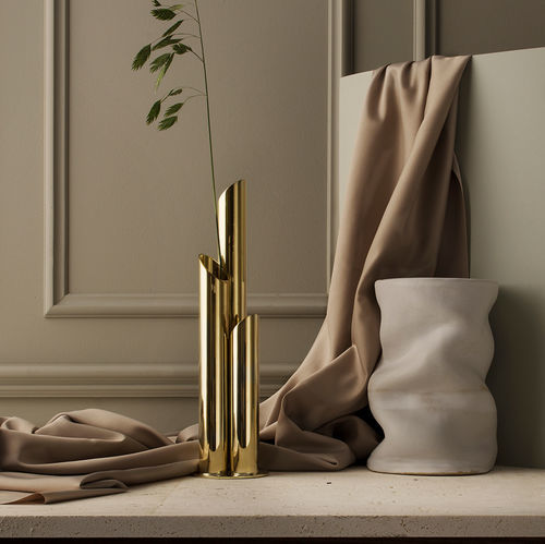 Moderne Vase - Tatlin  - SKULTUNA - poliertes Messing / gold