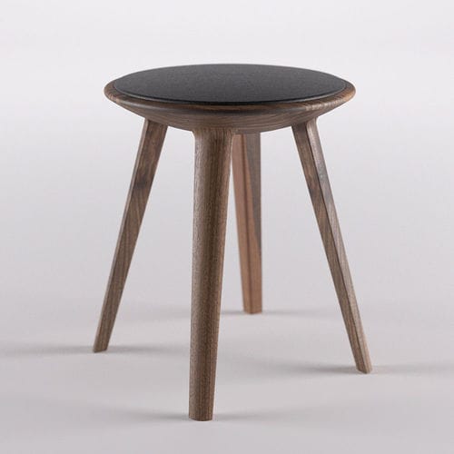 Moderner Hocker - KALOTA - MITJA - Leder / Massivholz / Gestell aus Massivholz