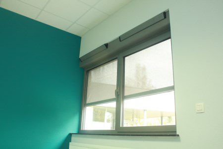 Jalousie für Fenster - ROLVENT® - Wilms SA - Segeltuch / für Außenbereich / elektrisch