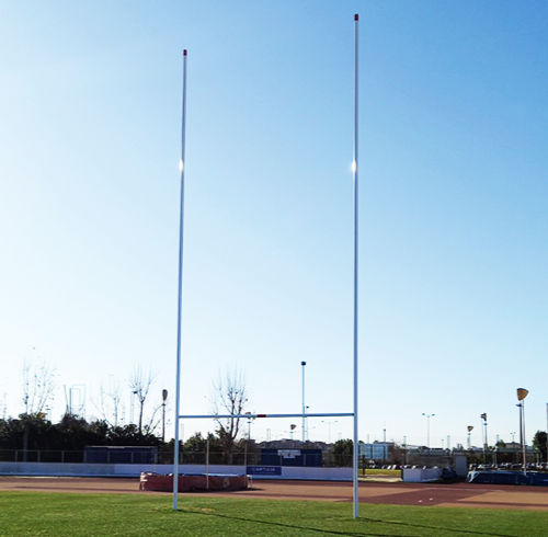 Rugbypfosten in Bodenhülsen - D.13 series - LAUSIN Y VICENTE S.L. - Aluminium / weiß / gestrichen
