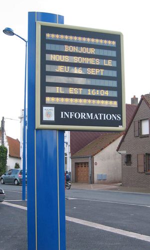 Werbeträger für Außenbereich - PRESTIGE - TTS - digital / beleuchtet / LED