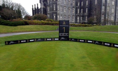 Bodenstehendes Schild - SCI GOLF COURSE - Signs Connect Ireland - Stahl / zur Orientierung / für Außenbereich