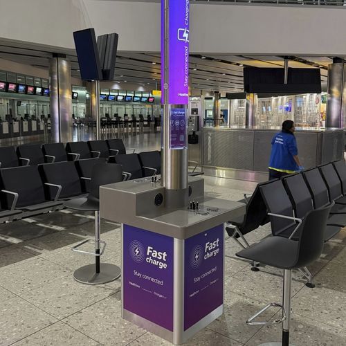 Ladestation für Mobiltelefone - ChargeBox - für Flughafen